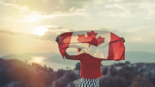 CAD: Kanadische Hoffnungsschimmer