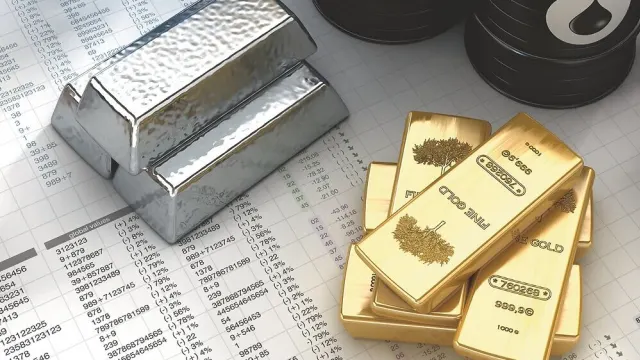 Gold als sicherer Hafen gefragt, Silber steigt trotz ETF-Abflüssen