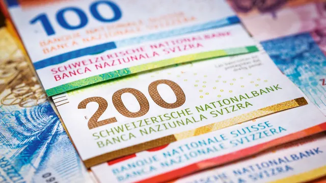 Schweizer Franken: SNB bremst Aufwertung aus