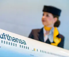 Ufo fordert mehr Geld für Lufthansa-Flugbegleiter