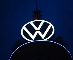 VW-Betriebsgewinn legt 2022 zu - Lieferprobleme bleiben