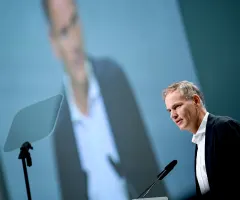 VW-Aktionäre fordern Blumes Rückzug von Porsche-Spitze