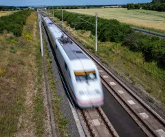 Testzug fährt Tempo 405 zwischen Erfurt und Leipzig