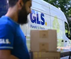 DHL will für schwere Pakete branchenweit Zustellung zu zweit