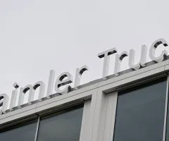 Daimler Truck elektrifiziert Überlandbus