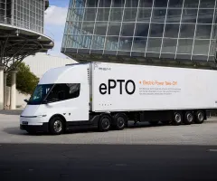 Tesla bringt E-Lastwagen 2027 nach Europa