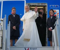 Papst-Flieger braucht ebenfalls Software-Update