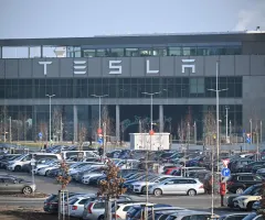 Tesla wählt Betriebsrat - IG Metall will Tarifvertrag