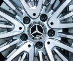 Mercedes-Benz verkauft weniger Autos