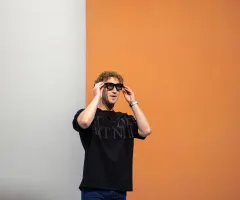 Facebook-Konzern zeigt Prototypen neuartiger Computer-Brille