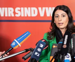 IG Metall-Chefin: Pilot-Tarifabschluss könnte bei VW helfen