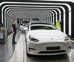Tesla fertigt erste neue Model-Y-Autos in Deutschland