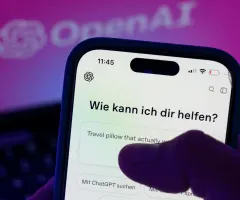 Geschenke gesucht - Fast jeder Dritte holt sich Tipps von KI