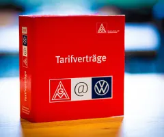 Sparbemühungen bei VW - Entgelt-Verhandlungen vorgezogen