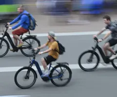 Ohne Motor geht nichts: E-Bikes sollen Fahrradbranche retten