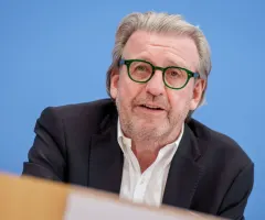 Illegale Haushaltshilfe? Strafbefehl gegen Arbeitgeber-Chef