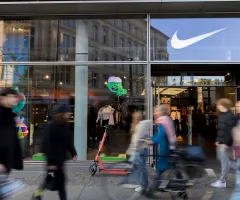 Nike geht mit hohen Lagerbeständen ins Weihnachtsgeschäft