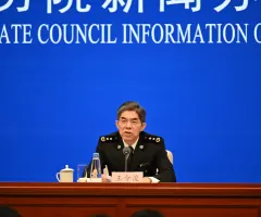 Chinas Exporte legen überraschend deutlich zu
