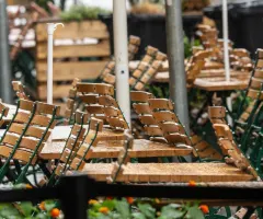 Dehoga: Regenwetter hat Gastro-Geschäft beeinträchtigt