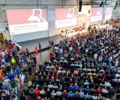 VW-Spitze und Betriebsrat stellen sich der Belegschaft