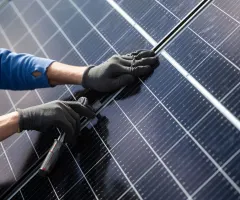 Solarhandwerk sieht Jobs bei möglichem Förderende in Gefahr