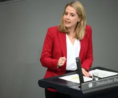 SPD-Fraktionsvize warnt vor Job-Abbau bei VW