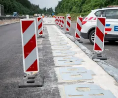 Teststrecke für Elektroauto-Ladung während der Fahrt