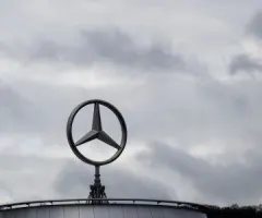 Daimler heißt nun Mercedes-Benz - Neustart in Stuttgart