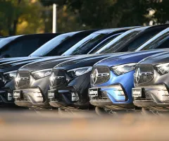 Mercedes-Benz verkauft erneut weniger Autos