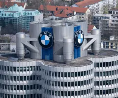 BMW-Gewinn bricht ein