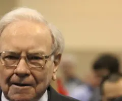 2.500 Euro vor 10 Jahren in Berkshire Hathaway investiert: Das hätte Warren Buffett aus deinem Geld gemacht
