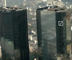 Kreise: Cerberus stößt große Pakete an Deutscher Bank und Commerzbank ab