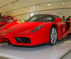 Ferrari: Ein fachfremder neuer CEO soll den Luxussportwagenhersteller fit für die digitale Zukunft machen