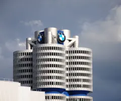 BMW: Rund eine Milliarde Euro bei Kartellstrafe gespart ++ Lufthansa: Thiele-Erben verkaufen über 50 % der Beteiligung ++ Osram: Delisting-Angebot startet heute