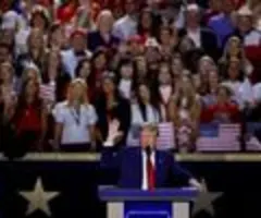 Umfrage: Trumps Beliebtheit steigt leicht - Aber Demokraten bauen Vorsprung aus