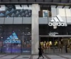 Adidas will Nike angreifen - und streicht 500 Stellen