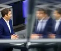Klingbeil lehnt Kehrtwende in Russland-Politik ab