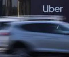 Uber verbucht erstmals positiven Cashflow