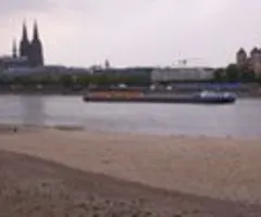 DIHK: Niedrigwasser bremst Gütertransport auf dem Rhein "massiv aus"