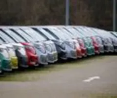 Prognosen: Automarkt erholt sich dank E-Autoboom