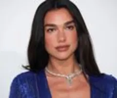 Sängerin Dua Lipa verklagt Samsung wegen Werbung für TV-Geräte