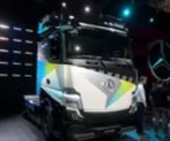 Daimler Truck senkt Prognose - US-Zölle bremsen Lkw-Geschäft