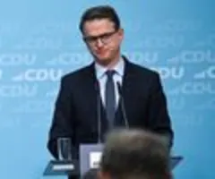 CDU-Generalsekretär: Zehn Krankenkassen reichen