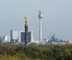 Frühjahrsprojektion: Bund hat mehr Spielraum für neue Schulden