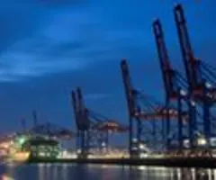 Studie: Stimmung bei Exporteuren mit Trump-Zöllen in Keller gerauscht