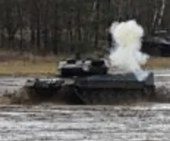 "Leopard 2"-Bauer KNDS steigt mit Börsengang bei Renk ein