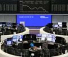 Europas Börsen zum Wochenausklang schwächer - Sanofi stürzt ab