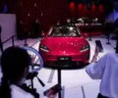 Spaniens Verteidigungsministerin befürwortet chinesisches Autowerk trotz Spionagesorgen