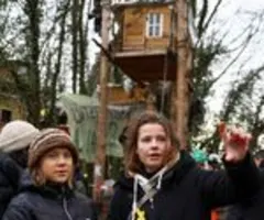Greta Thunberg ruft in Braunkohle-Dorf Lützerath zum Widerstand auf