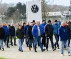 Ifo: Unternehmen bauen Stellen ab - "Von Aufschwung deutlich entfernt"
